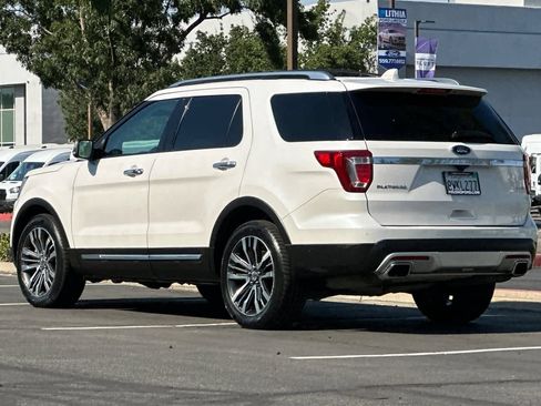 Certified 2017 Ford Explorer Platinum AWD/4WD image 7