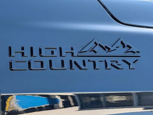New 2026 Chevrolet Tahoe High Country AWD/4WD image 11