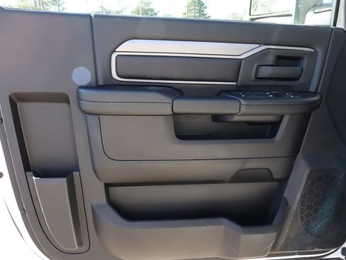 New 2026 RAM 3500 Tradesman image 9