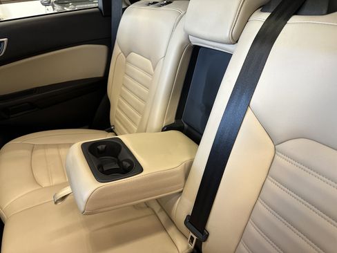 Certified 2022 Ford Edge SEL w/ Convenience Package image 27