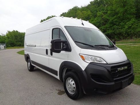 Used 2023 RAM ProMaster 2500 FWD image 8