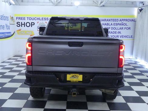 Used 2021 Chevrolet Silverado 3500 High Country w/ Z71 Off-Road Package AWD/4WD image 5