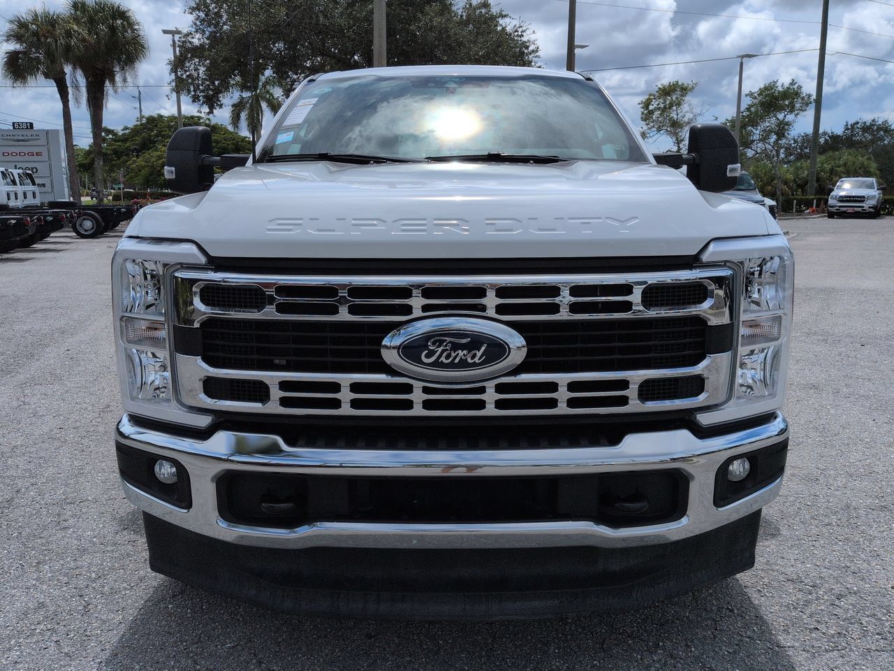 Used 2025 Ford F250 XLT AWD/4WD image 3