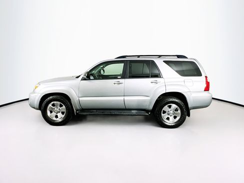 Used 2008 Toyota 4Runner SR5 image 4