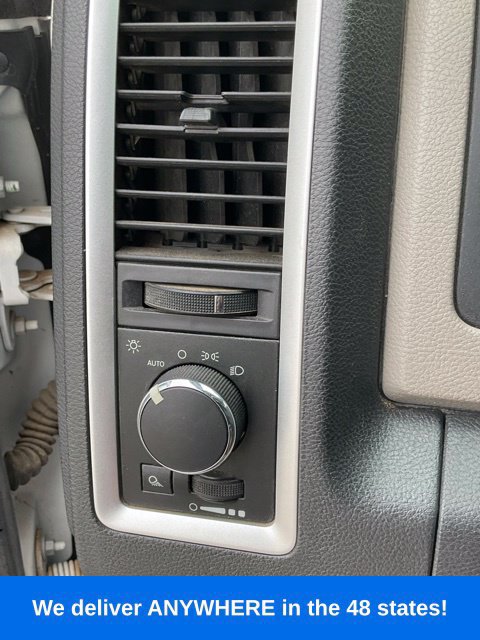 Used 2011 RAM 1500 Classic SLT RWD image 30