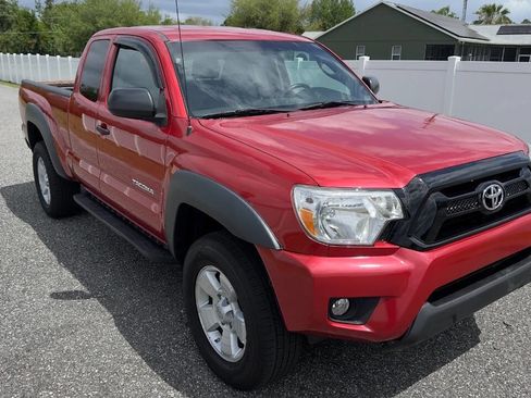 Used 2012 Toyota Tacoma 4x4 Access Cab V6 w/ Convenience Pkg image 4