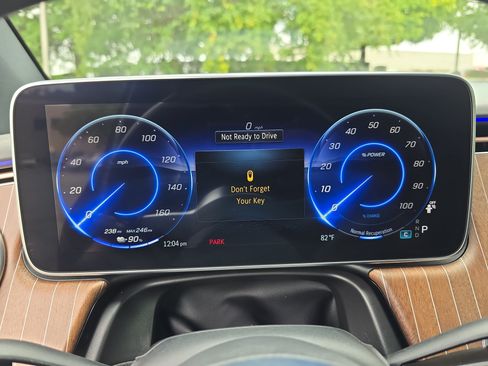 Certified 2023 Mercedes-Benz EQE 500 4MATIC SUV image 19
