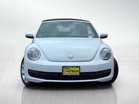 Used 2013 Volkswagen Beetle 2.5 image 3