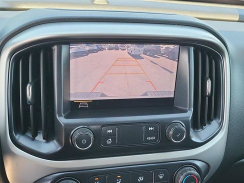 Certified 2019 Chevrolet Colorado LT RWD image 7