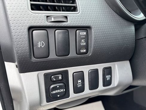 Used 2012 Toyota Tacoma 4x4 Double Cab image 15