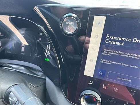 Used 2024 Lexus RX 500h F Sport image 17