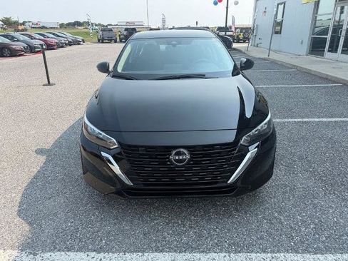 Used 2025 Nissan Sentra SV w/ All-Weather Package FWD image 3