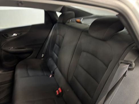 Used 2019 Chevrolet Malibu LS image 7