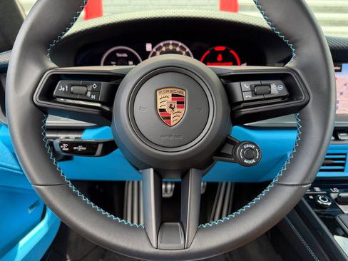 Used 2026 Porsche 911 GT3 RWD image 37