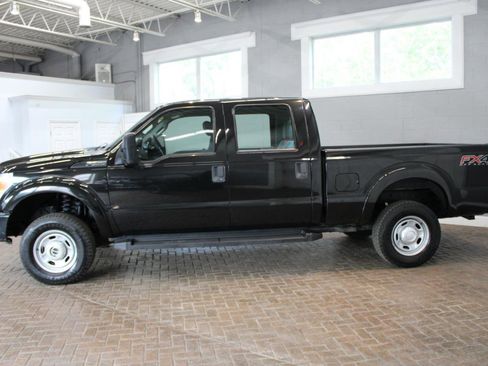 Used 2015 Ford F250 XL AWD/4WD image 4
