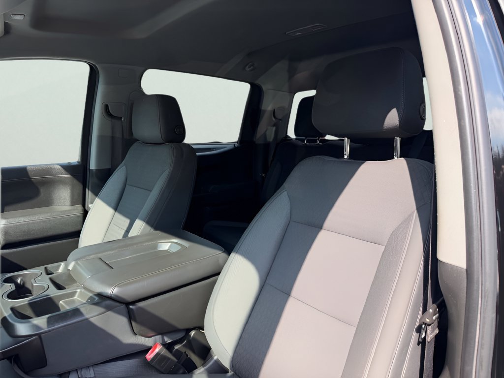Used 2020 Chevrolet Silverado 1500 LT AWD/4WD image 15