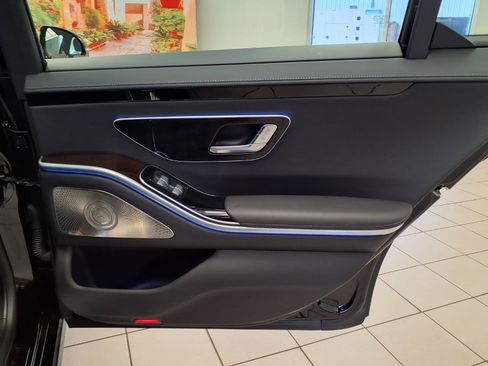 Used 2025 Mercedes-Benz S 500 4MATIC image 12