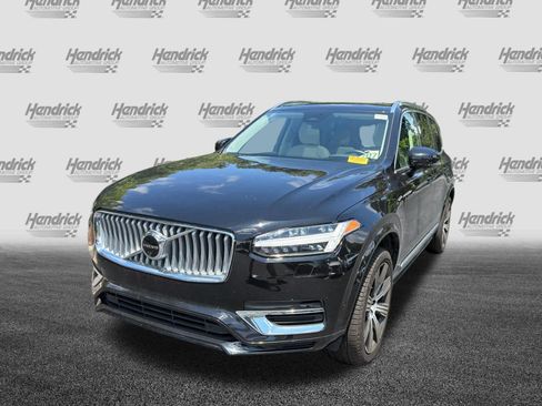 Used 2025 Volvo XC90 T8 Ultra w/ Lounge Package AWD/4WD image 5