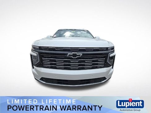 Used 2025 Chevrolet Suburban High Country w/ Sun And Tow Package image 9