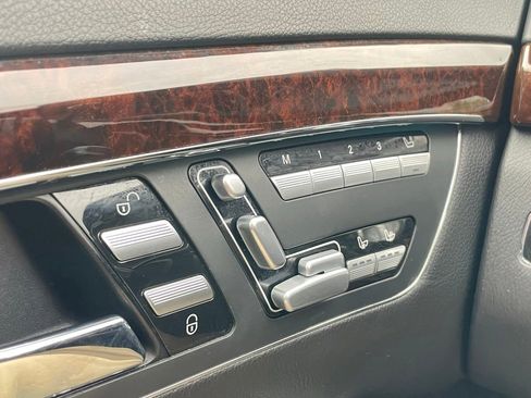 Used 2013 Mercedes-Benz S 550 4MATIC image 22
