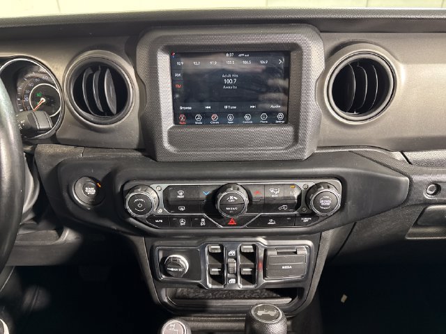 Used 2022 Jeep Wrangler Unlimited Sport AWD/4WD image 29