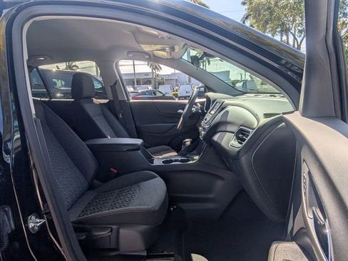Certified 2024 Chevrolet Equinox LT w/ LPO, Cargo Package FWD image 18