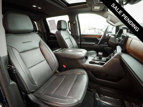 Used 2022 GMC Sierra 1500 Denali w/ Denali Reserve Package AWD/4WD image 24