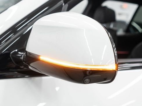 Used 2025 BMW X5 xDrive40i w/ M Sport Package image 54