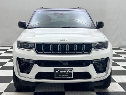 New 2026 Jeep Grand Cherokee Summit AWD/4WD image 3