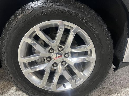 Used 2022 GMC Sierra 1500 SLT w/ SLT Premium Plus Package AWD/4WD image 28