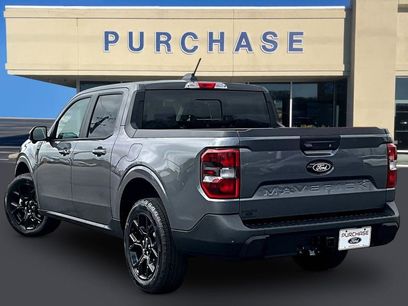 New 2026 Ford Maverick Lariat w/ Black Appearance Package