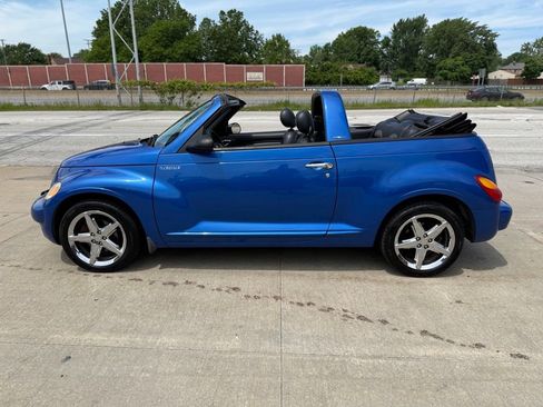 Used 2005 Chrysler PT Cruiser GT FWD image 3