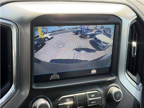 Used 2021 Chevrolet Silverado 1500 LT RWD image 50
