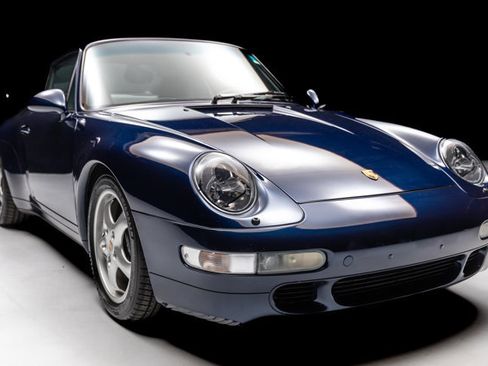 Used 1997 Porsche 911 Carrera RWD image 27
