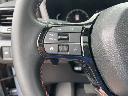Used 2025 Honda Pilot TrailSport image 22