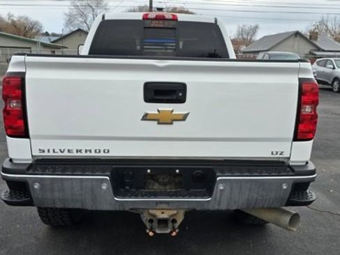 Used 2016 Chevrolet Silverado 2500 LTZ w/ Duramax Plus Package image 5