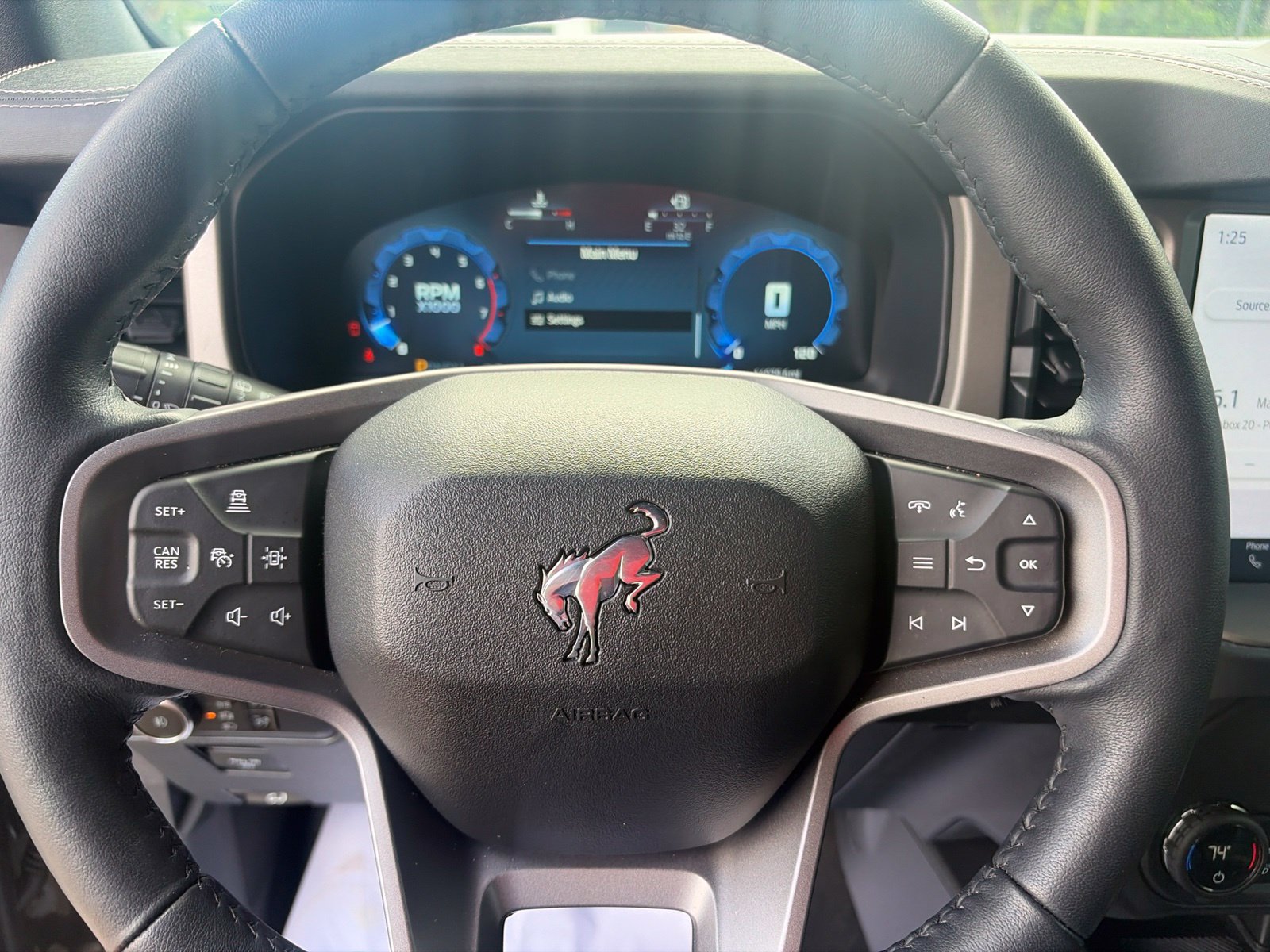 Certified 2025 Ford Bronco Outer Banks AWD/4WD image 22