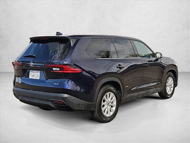 Used 2025 Toyota Grand Highlander AWD image 5