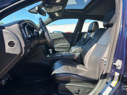 Used 2016 Dodge Charger SXT w/ AWD Plus Group image 9