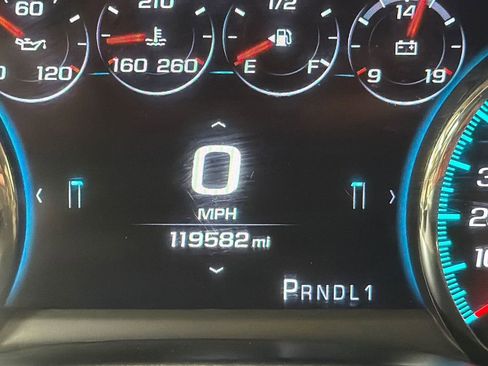 Used 2019 GMC Sierra 3500 Denali w/ Duramax Plus Package AWD/4WD image 22