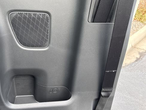 New 2026 Nissan Frontier S image 12