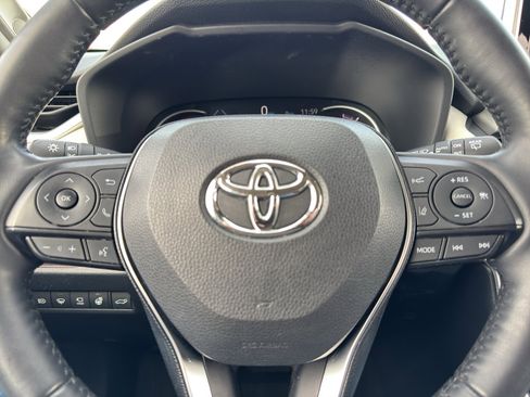 Certified 2020 Toyota RAV4 Limited image 16