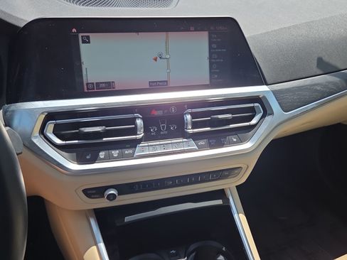 Used 2021 BMW 430i Convertible RWD image 24
