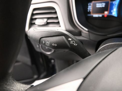 Used 2020 Ford Fusion SE image 21