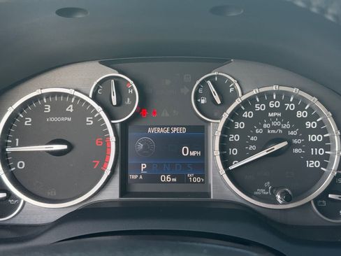 Used 2015 Toyota Tundra Platinum AWD/4WD image 24