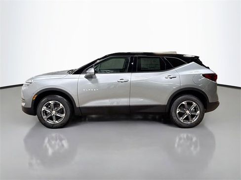 New 2026 Chevrolet Blazer LT image 11