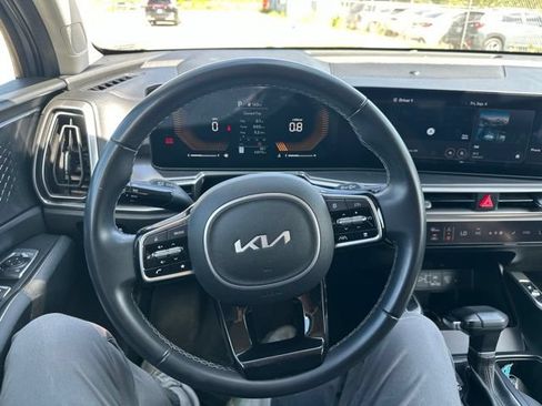 Certified 2024 Kia Sorento S AWD/4WD image 14