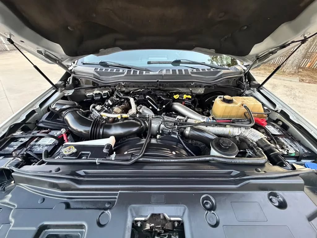 Used 2018 Ford F250 Lariat w/ Chrome Package AWD/4WD image 30