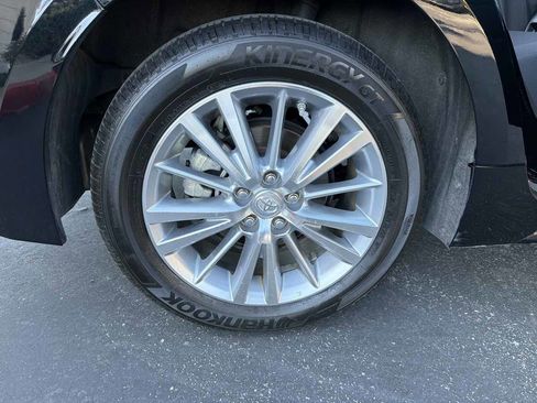 Used 2023 Toyota Corolla LE image 35