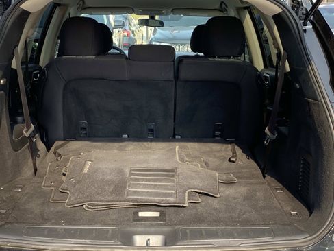 Used 2020 Nissan Pathfinder S AWD/4WD image 5